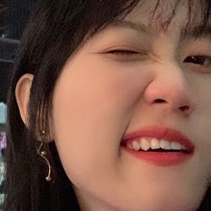 Meet your Posher, Xinyue